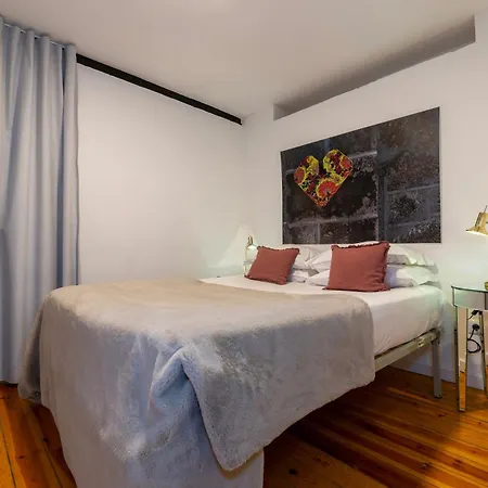 Alfama - Sé Cathedral | Cheese&wine * Lisboa