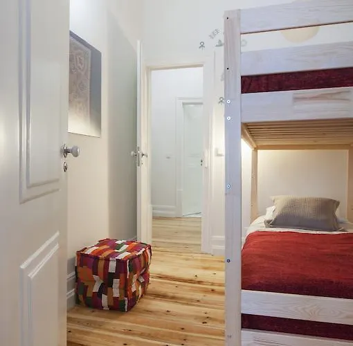 Alfama - Sé Cathedral | Cheese&wine